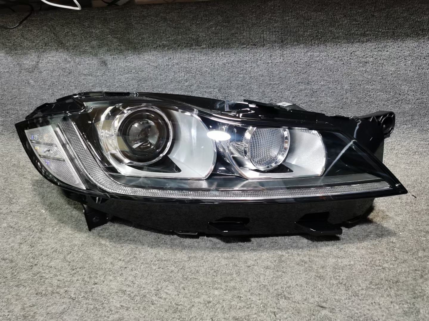 Premium Headlight 13