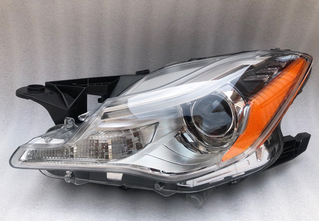 Premium Headlight 61