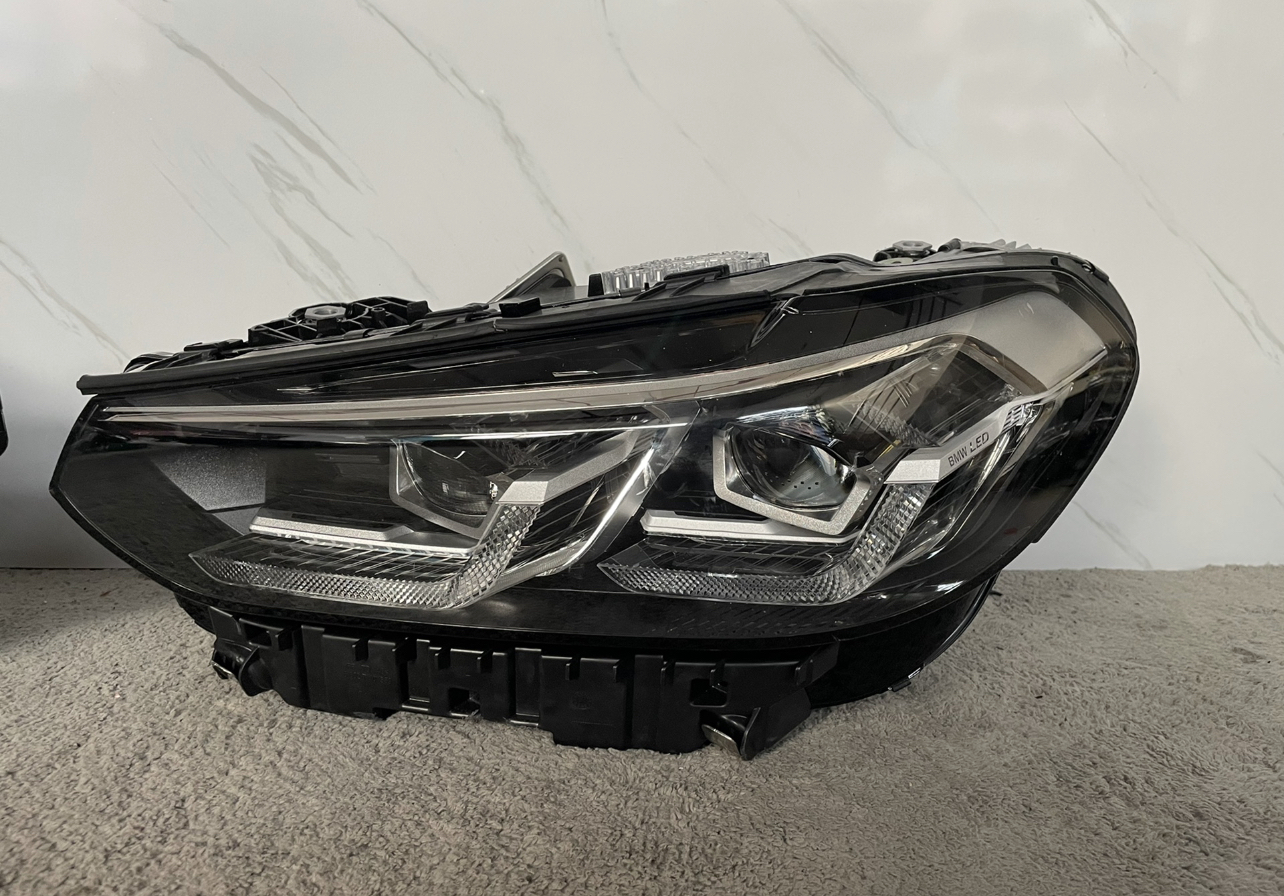 Premium Headlight 71