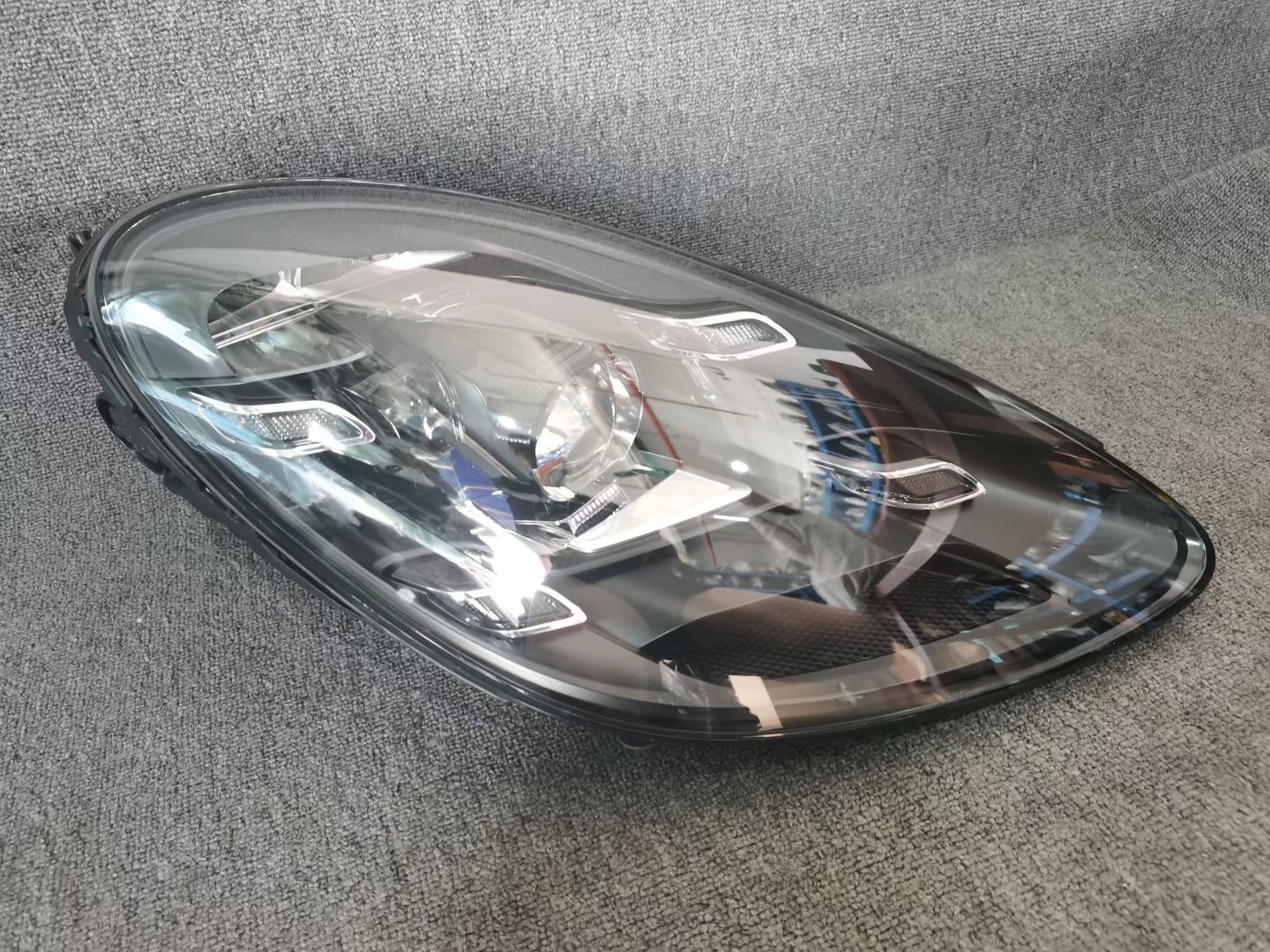 Premium Headlight 43